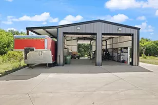 1028 Gatlin Cir, Springtown, TX 76082 - Photo 29