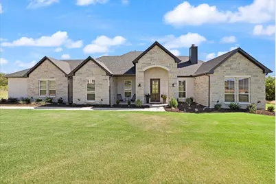 1028 Gatlin Circle, Springtown, TX 76082 - Photo 1