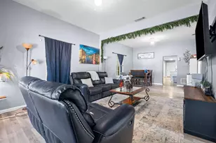 2421 Langston St, Fort Worth, TX 76105 - Photo 5