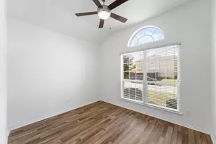 556 Caravan Dr, Fort Worth, TX 76131 - Photo 11