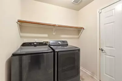 5804 Logan Drive, Plano, TX 75094 - Photo 13