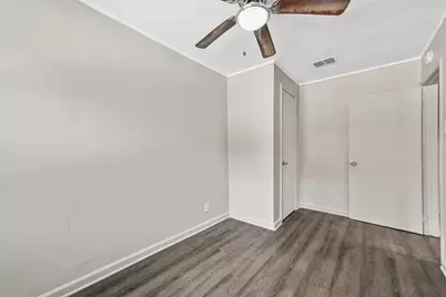 2717 Townsend Drive, Fort Worth, TX 76110 - Photo 19