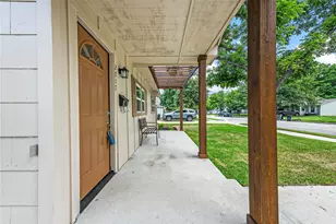 2717 Townsend Dr, Fort Worth, TX 76110 - Photo 5
