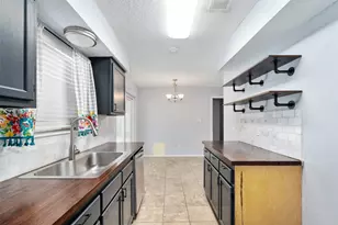 217 Pierce Dr, Mabank, TX 75156 - Photo 9