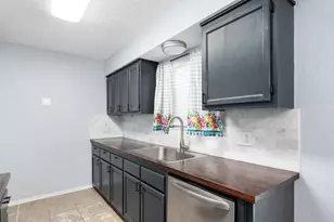 217 Pierce Dr, Mabank, TX 75156 - Photo 7