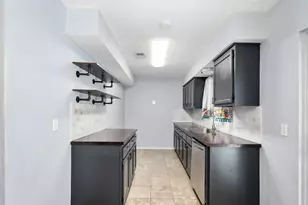 217 Pierce Dr, Mabank, TX 75156 - Photo 9