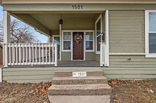 1501 Lagonda Ave, Fort Worth, TX 76164 - Photo 3