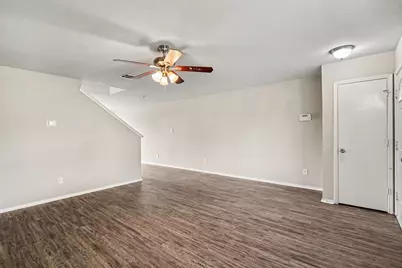 1733 Vineridge Lane, Burleson, TX 76028 - Photo 5