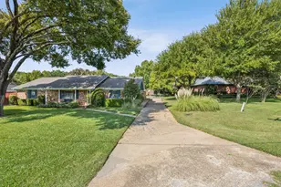 137 Southwood Dr, Lancaster, TX 75146 - Photo 3