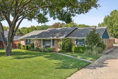 137 Southwood Drive, Lancaster, TX 75146 - Photo 1