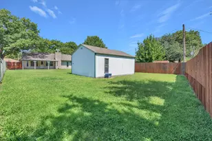 1720 Timbercreek Rd, Benbrook, TX 76126 - Photo 27