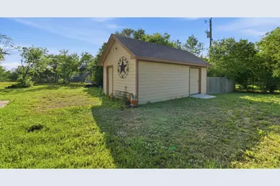 128 Horizon Circle, Azle, TX 76020 - Photo 37