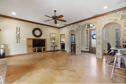 128 Horizon Circle, Azle, TX 76020 - Photo 11