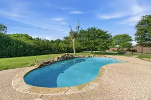 128 Horizon Cir, Azle, TX 76020 - Photo 35