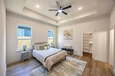 903 S Ayers Avenue, Fort Worth, TX 76103 - Photo 11