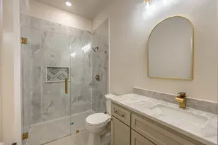 903 S Ayers Ave, Fort Worth, TX 76103 - Photo 21