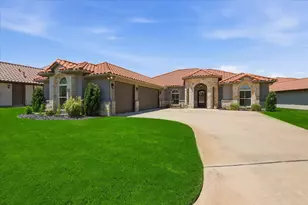 1616 Malibu Bay Ct, Granbury, TX 76048 - Photo 1