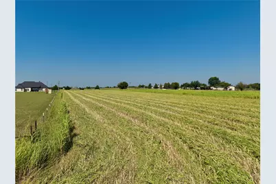 10319 County Road 418, Grandview, TX 76050 - Photo 9
