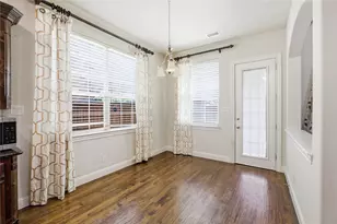 328 Anna Avenue, Lewisville, TX 75056 - Photo 11