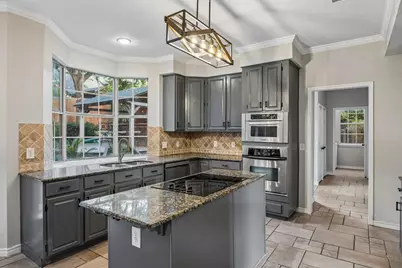 1088 W Winding Creek Drive, Grapevine, TX 76051 - Photo 11