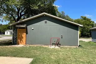 2001 J B Jackson Jr Blvd, Dallas, TX 75210 - Photo 5