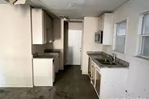 2001 J B Jackson Jr Blvd, Dallas, TX 75210 - Photo 3