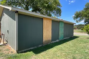 2001 J B Jackson Jr Blvd, Dallas, TX 75210 - Photo 11