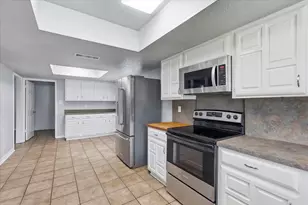 4409 Buckeye St, Fort Worth, TX 76137 - Photo 13
