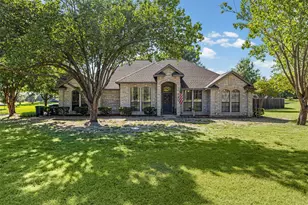 500 Little Creek Trail, Oak Leaf, TX 75154 - Photo 9
