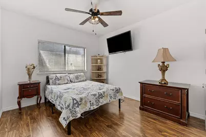 500 Little Creek Trail, Oak Leaf, TX 75154 - Photo 25
