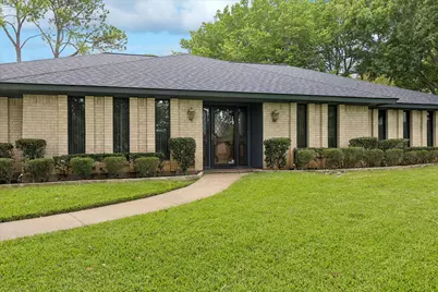 66 Lincolnshire Circle, Bedford, TX 76021 - Photo 3