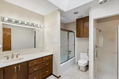 66 Lincolnshire Circle, Bedford, TX 76021 - Photo 17