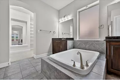 7840 Renderbrook Bend, Irving, TX 75063 - Photo 19