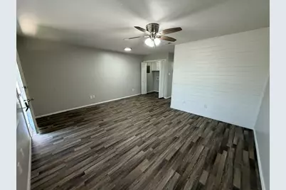 1410 Courtney Place, Cleburne, TX 76033 - Photo 5
