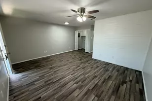 1410 Courtney Pl, Cleburne, TX 76033 - Photo 5