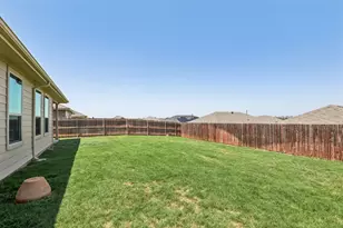 1404 Fremont Trl, Cleburne, TX 76033 - Photo 35