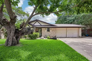 7452 Meadowcrest Dr, Fort Worth, TX 76112 - Photo 1