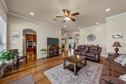 3825 Chappel Hill Road, Waco, TX 76705 - Photo 7