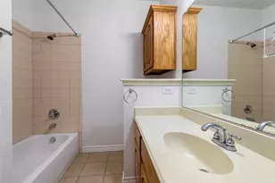 1464 Fence Post Dr, Fort Worth, TX 76052 - Photo 19