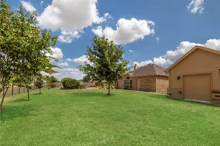 1464 Fence Post Dr, Fort Worth, TX 76052 - Photo 39