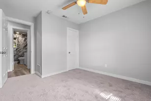 8719 Freeport Dr, Dallas, TX 75228 - Photo 19