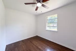 1213 S Ridgeway Dr, Cleburne, TX 76033 - Photo 11