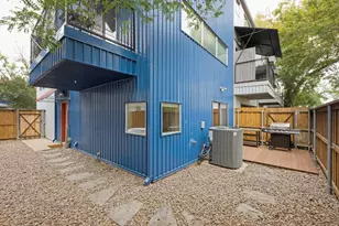 1211 Urban Lofts Dr, Dallas, TX 75215 - Photo 3