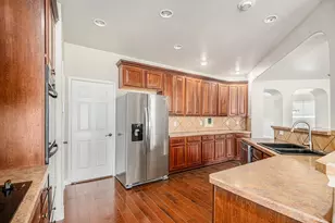 605 Port Royale Way, Euless, TX 76039 - Photo 11