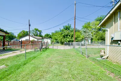 2015 N 12th Street, Waco, TX 76708 - Photo 5