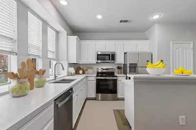 436 Baverton Lane, Fort Worth, TX 76052 - Photo 9