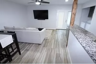 7021 Greenview Circle N, Fort Worth, TX 76120 - Photo 9
