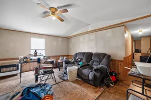 188 County Rd 14300, Pattonville, TX 75468 - Photo 13