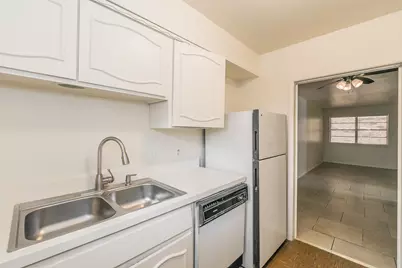 4808 Bryce Avenue #4, Fort Worth, TX 76107 - Photo 11