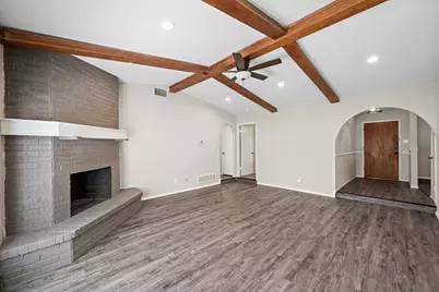 2001 San Jacinto Drive, Arlington, TX 76012 - Photo 11